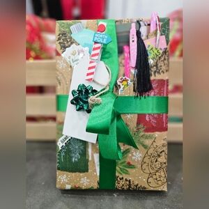 BLIND DATE WITH A BOOK